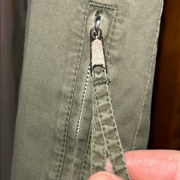 LOFT Olive Green Cargo Women's Skirt Size 12 - Picture 2 of 9